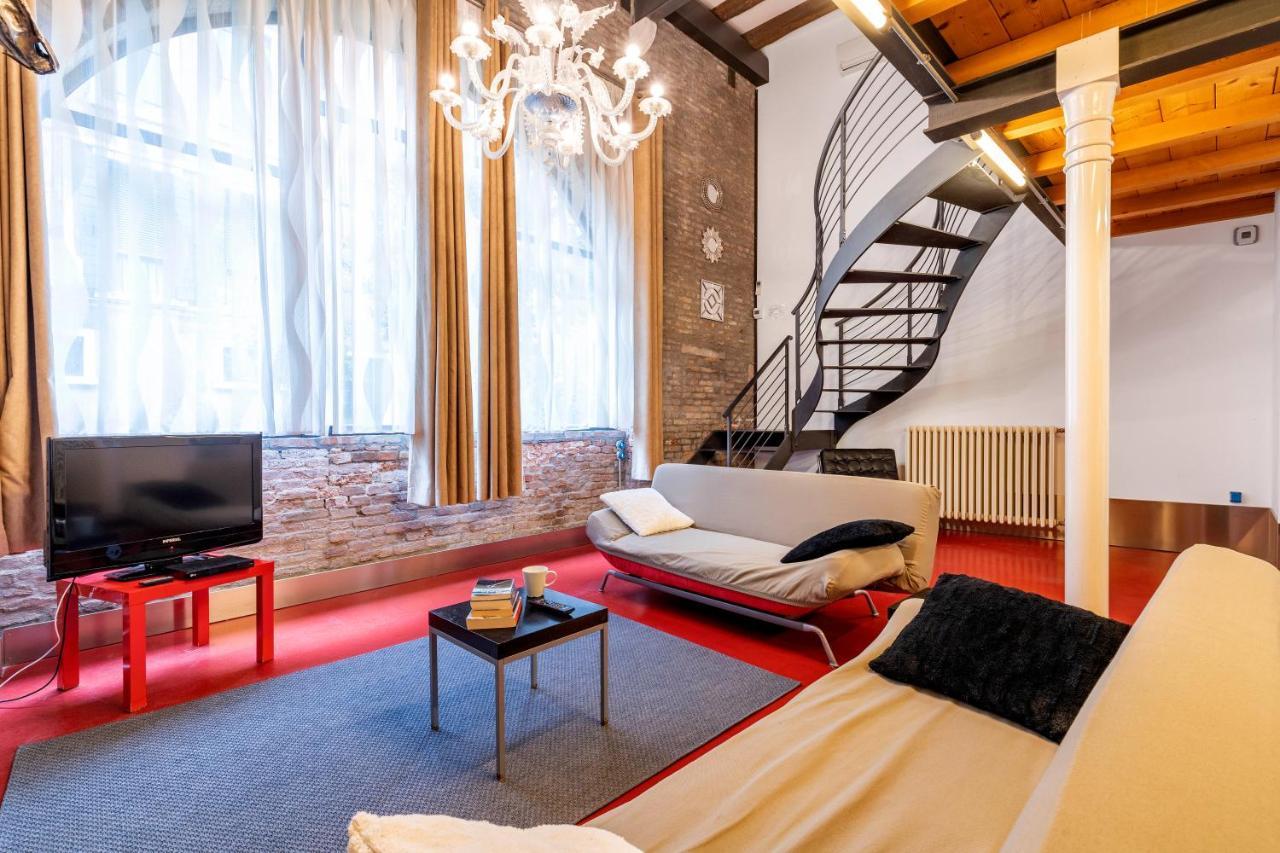 Venetian Loft Apartment Ngoại thất bức ảnh